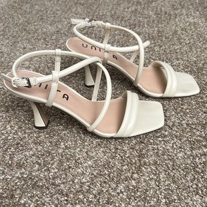 Unisa white heeled sandals - size 8.5
